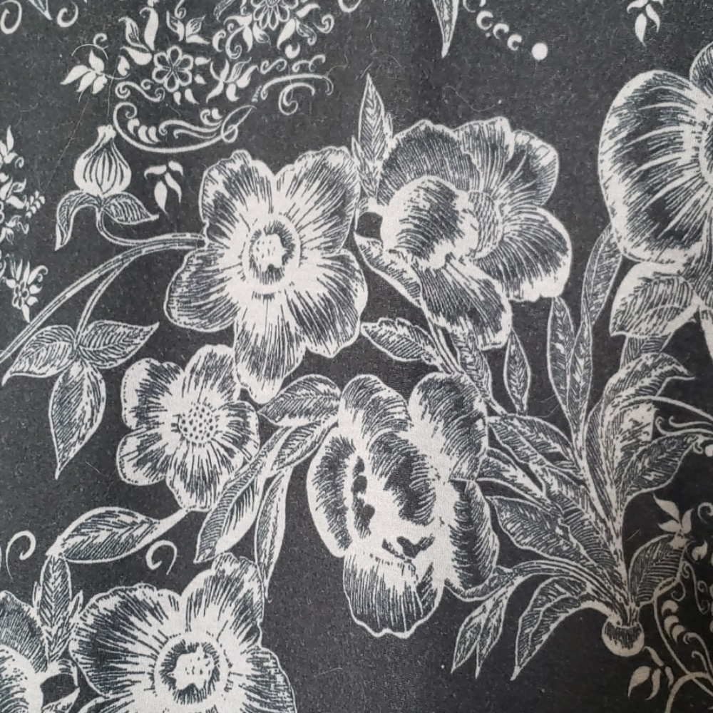 Floral LulaRoe Shirt 3/4 sleeve